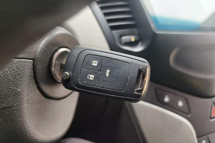 Used Chevrolet Cruze 2013 1.6L SL Grand Edition Automatic Vehicle Key