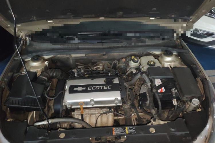 Used Chevrolet Cruze 2013 1.8L SE AT Engine Bay