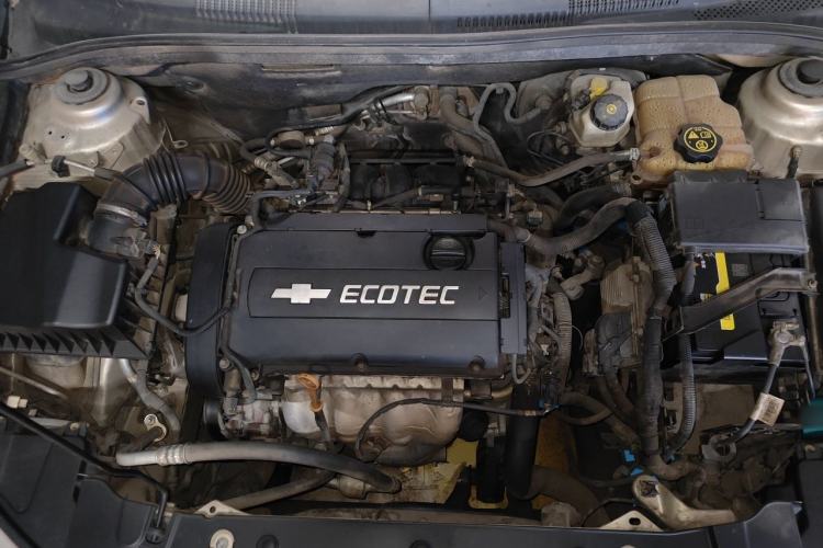 Used Chevrolet Cruze 2013 1.6L SL Sunroof Edition MT Engine Bay