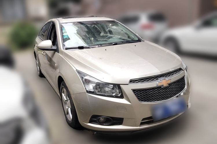Used Chevrolet Cruze 2013 1.8L SE AT Front Right 45 Deg