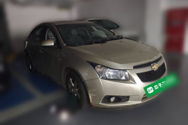 Used Chevrolet Cruze 2013 1.8L SE AT Front Right 45 Deg