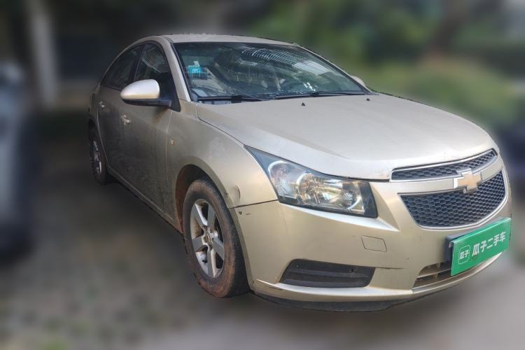 Used Chevrolet Cruze 2013 1.6L SL MT Front Right 45 Deg