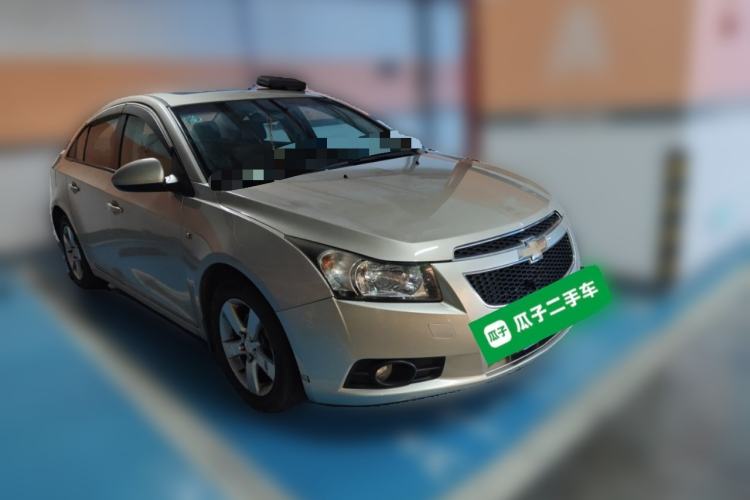 Used Chevrolet Cruze 2013 1.6L SL Sunroof Edition MT Front Right 45 Deg