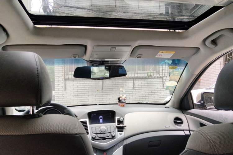 Used Chevrolet Cruze 2013 1.8L SE AT Headliner