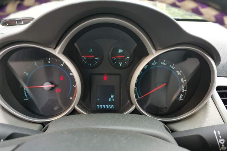 Used Chevrolet Cruze 2013 1.6L SL Grand Edition Manual Transmission Instrument Cluster