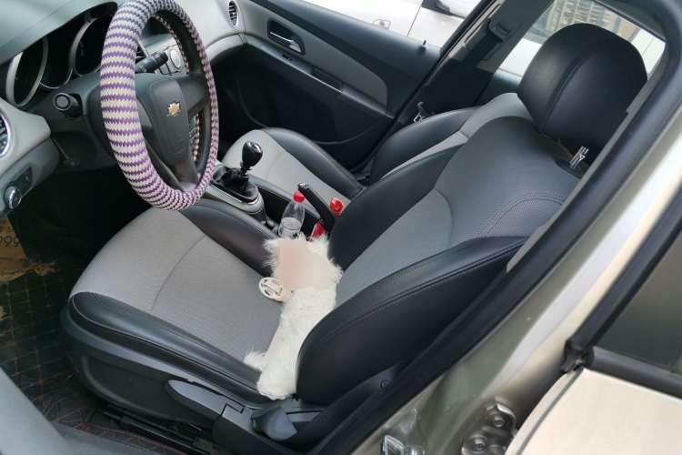 Used Chevrolet Cruze 2013 1.6L SL Grand Edition Manual Transmission Left Front Seat