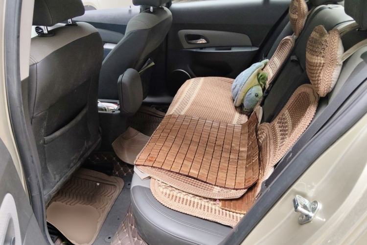 Used Chevrolet Cruze 2013 1.8L SE AT Left Rear Seat
