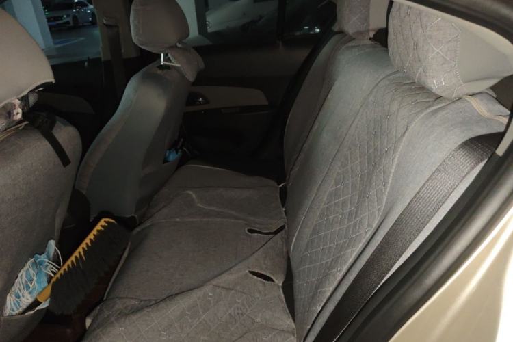 Used Chevrolet Cruze 2013 1.8L SE AT Left Rear Seat