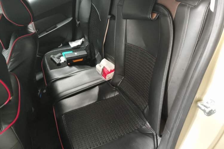 Used Chevrolet Cruze 2013 Hatchback 1.6L Manual Luxury Model Left Rear Seat