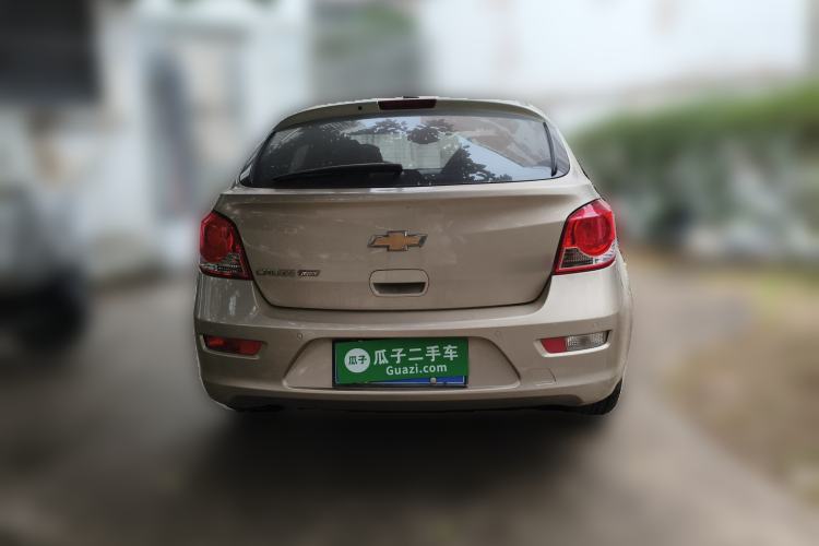 Used Chevrolet Cruze 2013 Hatchback 1.6L Manual Luxury Model Rear