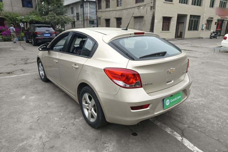 Used Chevrolet Cruze 2013 Hatchback 1.6L Manual Luxury Model Rear Left 45 Deg