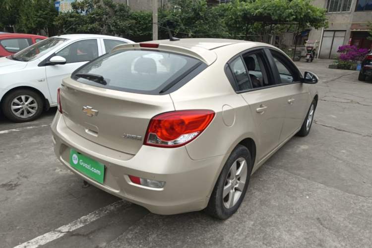 Used Chevrolet Cruze 2013 Hatchback 1.6L Manual Luxury Model Rear Right 45 Deg