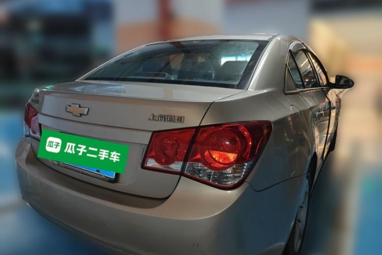 Used Chevrolet Cruze 2013 1.6L SL Sunroof Edition MT Rear