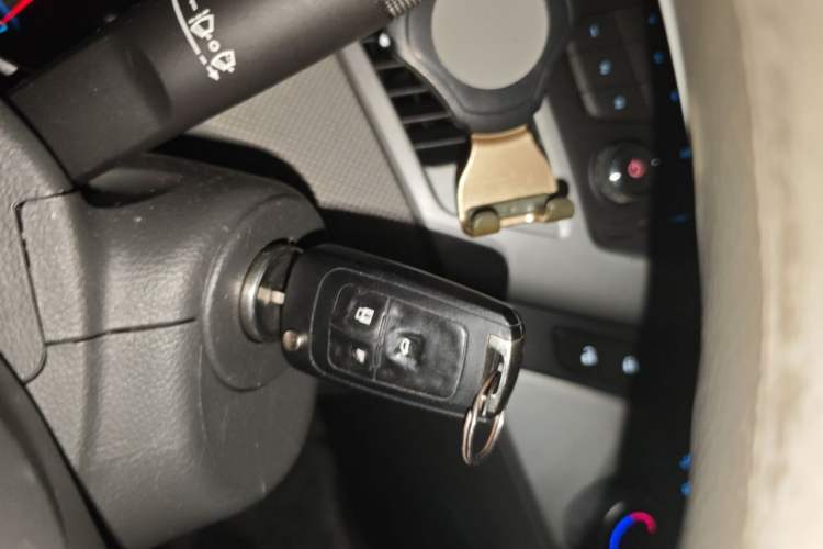 Used Chevrolet Cruze 2013 1.8L SE AT Vehicle Key