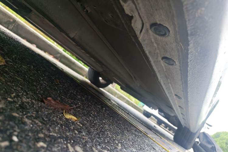Used Chevrolet Cruze 2013 1.6L SE MT Chassis Front Left