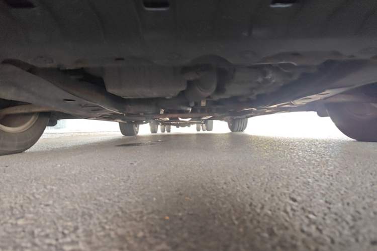 Used Chevrolet Cruze 2013 1.6L SE AT Chassis Front