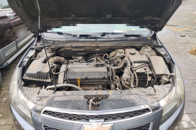 Used Chevrolet Cruze 2013 1.6L SL MT Engine Bay
