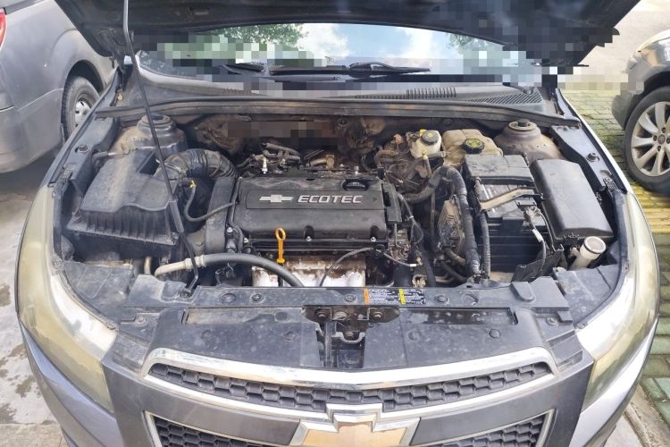 Used Chevrolet Cruze 2013 1.8L SE AT Engine Bay
