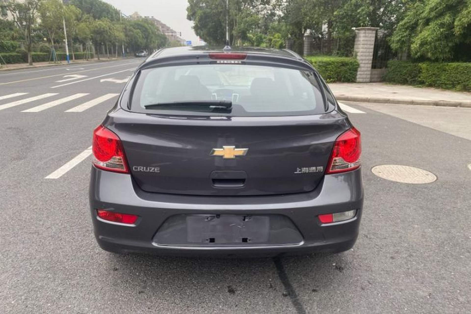 Used Chevrolet Cruze 2013 Hatchback 1.6L Manual Luxury Model Exterior 4
