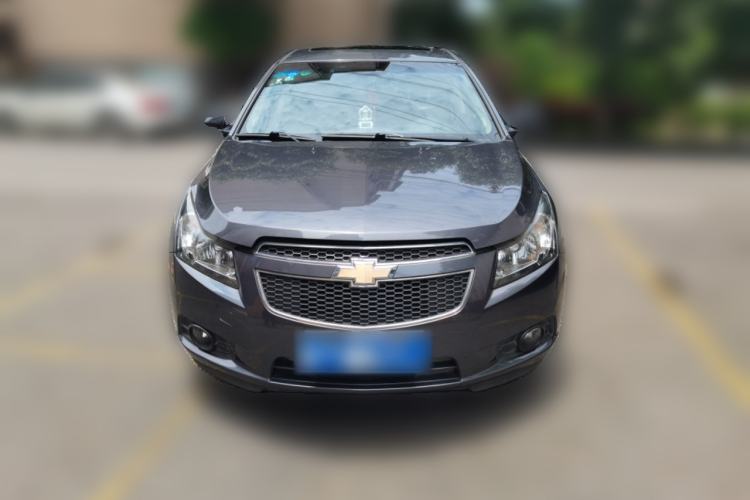 Used Chevrolet Cruze 2013 Hatchback 1.6L Automatic Luxury Model Front