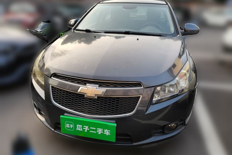 Used Chevrolet Cruze 2013 1.6L SE MT Front