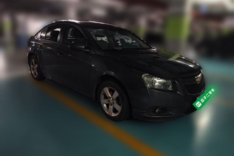 Used Chevrolet Cruze 2013 1.8L SE AT Front Right 45 Deg