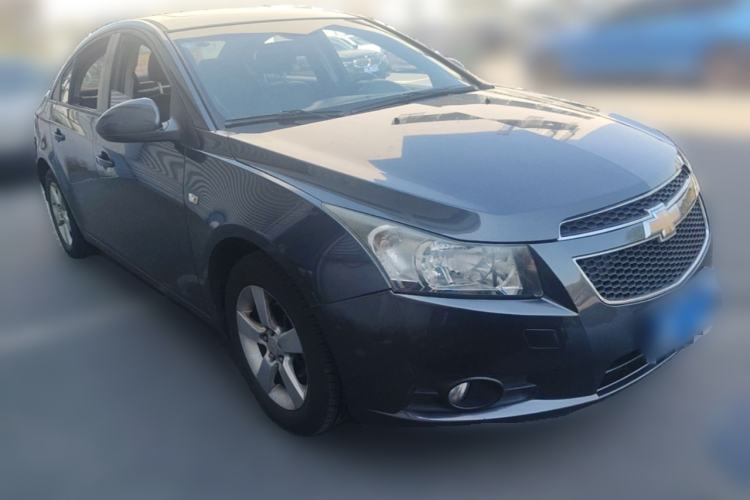 Used Chevrolet Cruze 2013 1.8L SE AT Front Right 45 Deg
