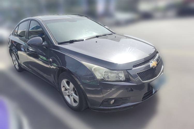 Used Chevrolet Cruze 2013 1.6L SE MT Front Right 45 Deg