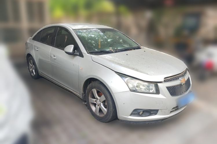 Used Chevrolet Cruze 2013 1.8L SE AT Front Right 45 Deg