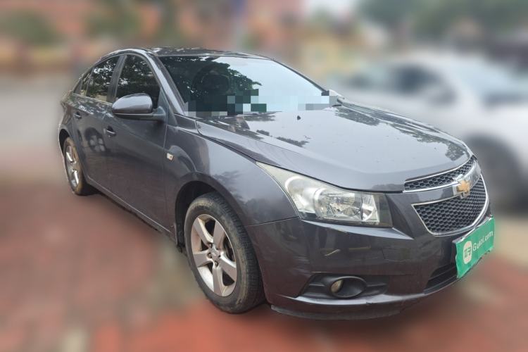 Used Chevrolet Cruze 2013 1.8L SE AT Front Right 45 Deg