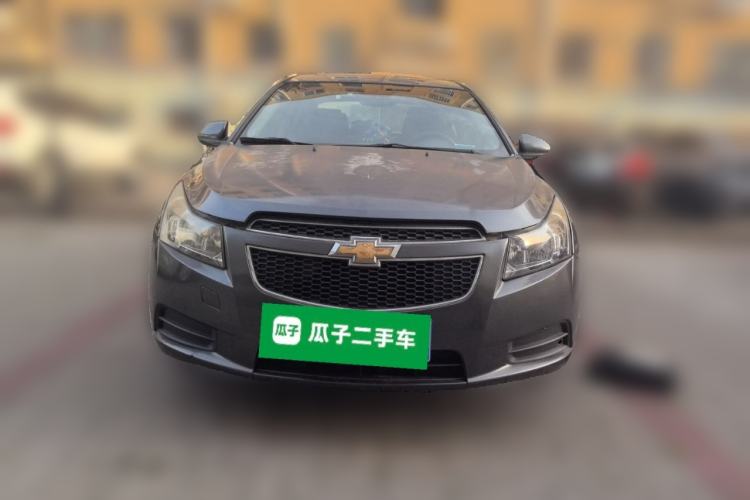 Used Chevrolet Cruze 2013 1.6L SL Sunroof Edition MT Front