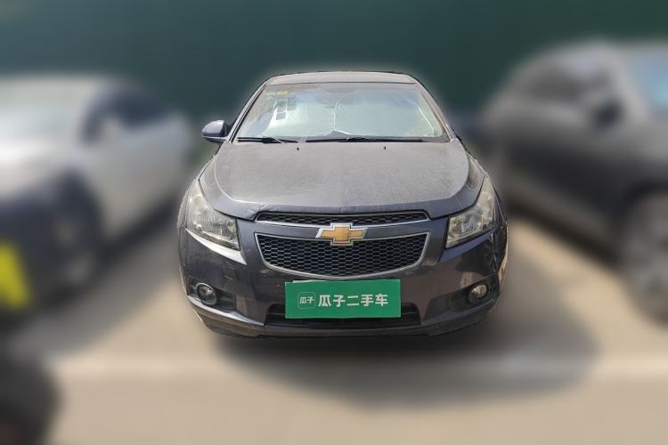 Used Chevrolet Cruze 2013 1.6L SE MT Front