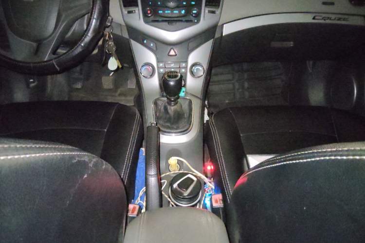 Used Chevrolet Cruze 2013 1.6L SE WTCC Edition MT Gear Lever