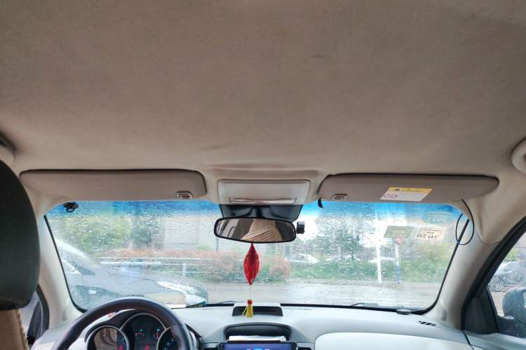 Used Chevrolet Cruze 2013 1.6L SL MT Headliner