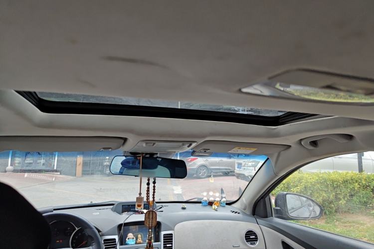 Used Chevrolet Cruze 2013 1.6L SE MT Headliner