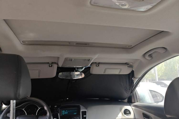 Used Chevrolet Cruze 2013 1.6L SE MT Headliner