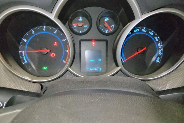 Used Chevrolet Cruze 2013 1.6L SE WTCC Edition MT Instrument Cluster