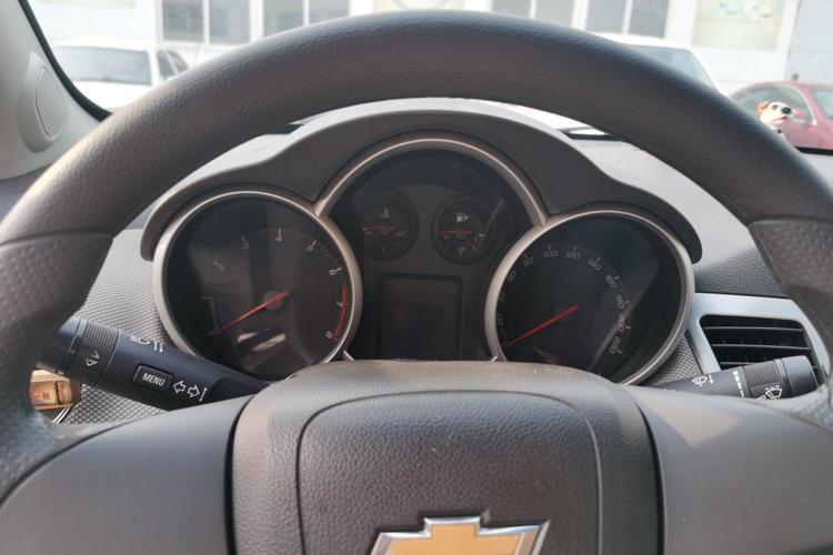 Used Chevrolet Cruze 2013 1.6L SE MT Instrument Cluster