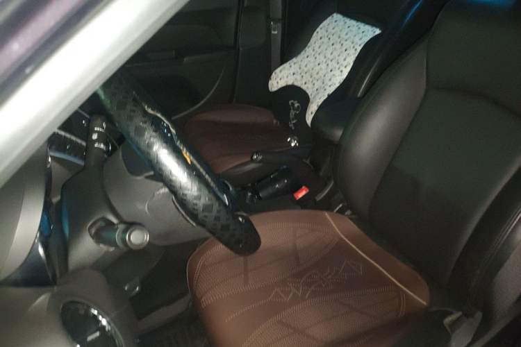 Used Chevrolet Cruze 2013 1.8L SX AT Left Front Seat