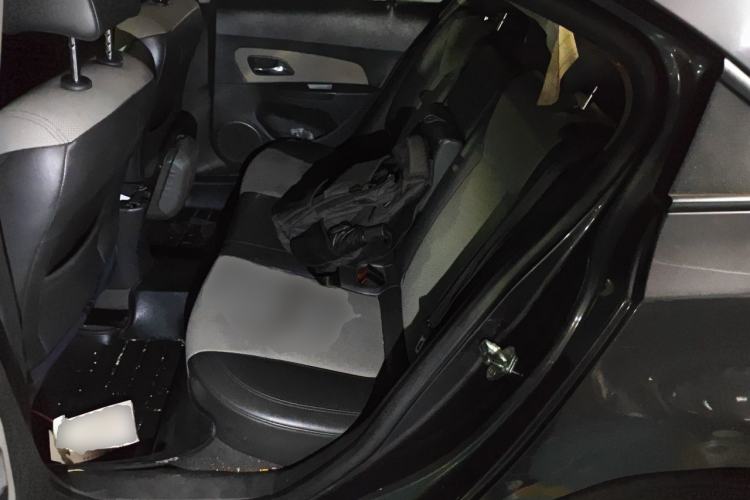 Used Chevrolet Cruze 2013 1.8L SE AT Left Rear Seat