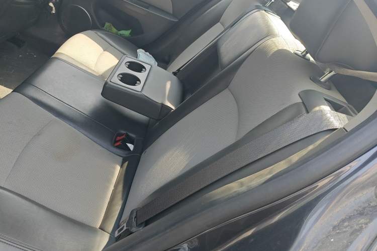 Used Chevrolet Cruze 2013 1.6L SE MT Left Rear Seat