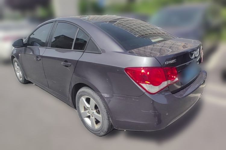Used Chevrolet Cruze 2013 1.6L SE MT Rear Left 45 Deg