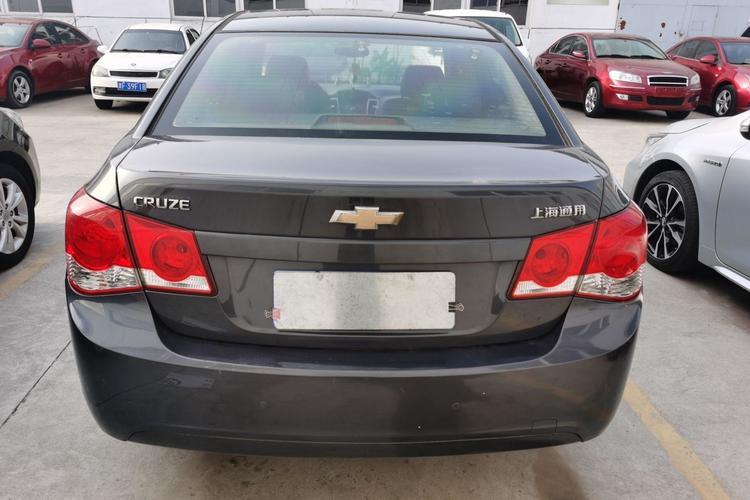 Used Chevrolet Cruze 2013 1.6L SE MT Rear