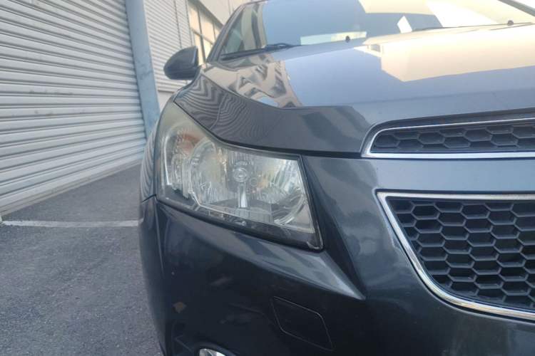 Used Chevrolet Cruze 2013 1.8L SE AT Right Front Headlight