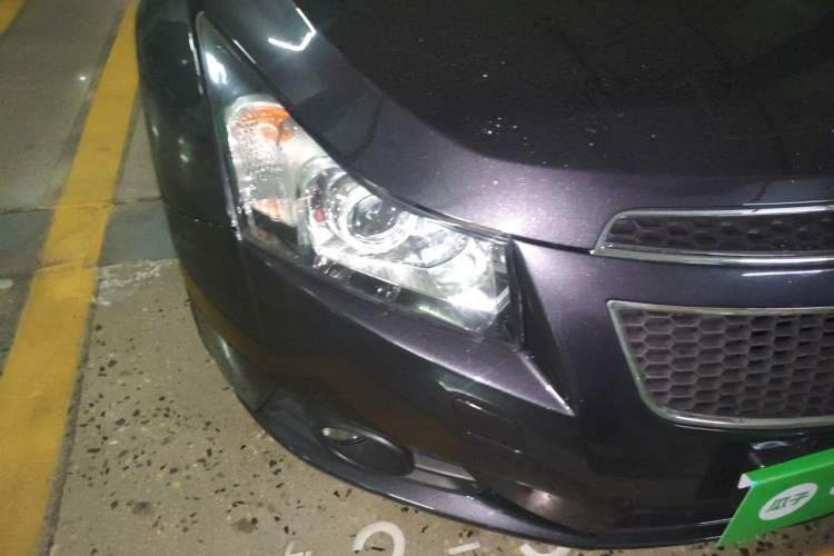 Used Chevrolet Cruze 2013 1.8L SX AT Right Front Headlight