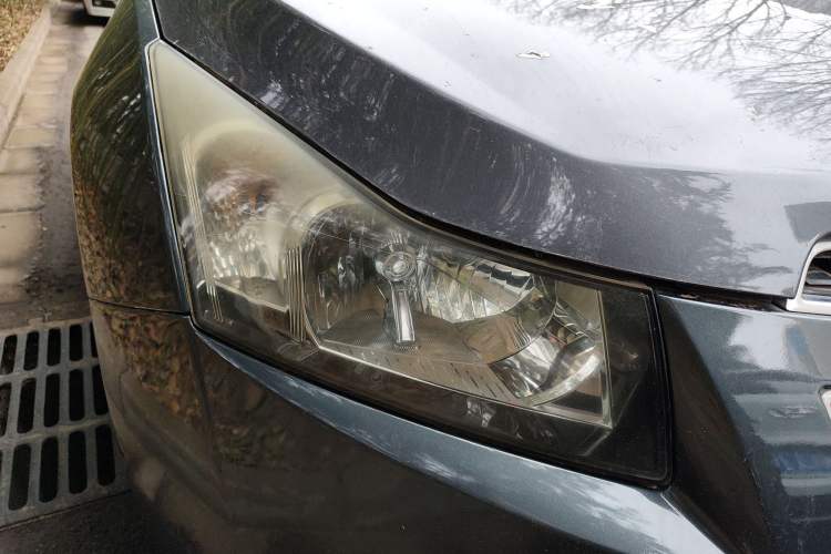 Used Chevrolet Cruze 2013 1.6L SL Grand Edition Manual Transmission Right Front Headlight