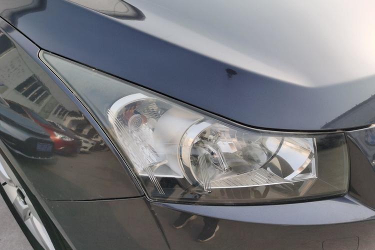 Used Chevrolet Cruze 2013 1.6L SE MT Right Front Headlight