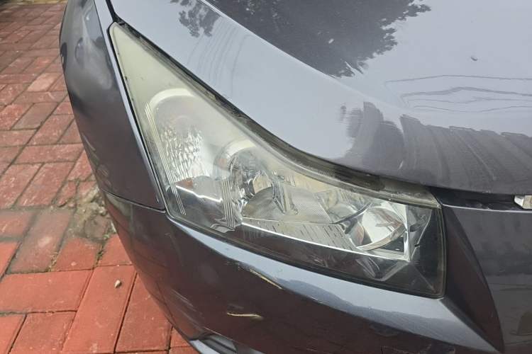 Used Chevrolet Cruze 2013 1.8L SE AT Right Front Headlight