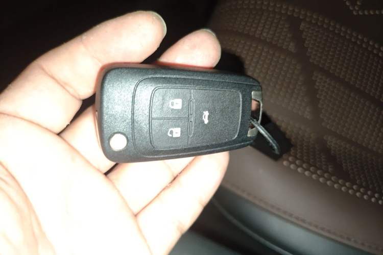 Used Chevrolet Cruze 2013 1.8L SX AT Vehicle Key