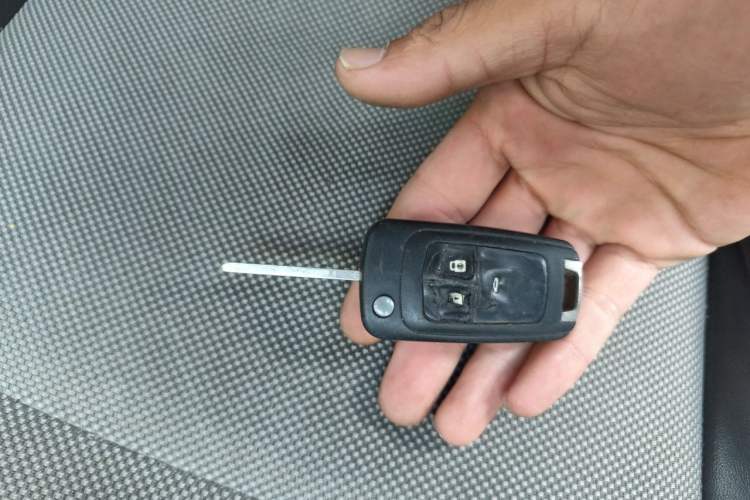Used Chevrolet Cruze 2013 1.8L SE AT Vehicle Key